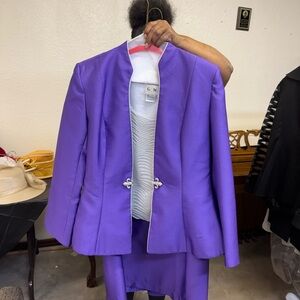 Beautiful Sunday three piece suit